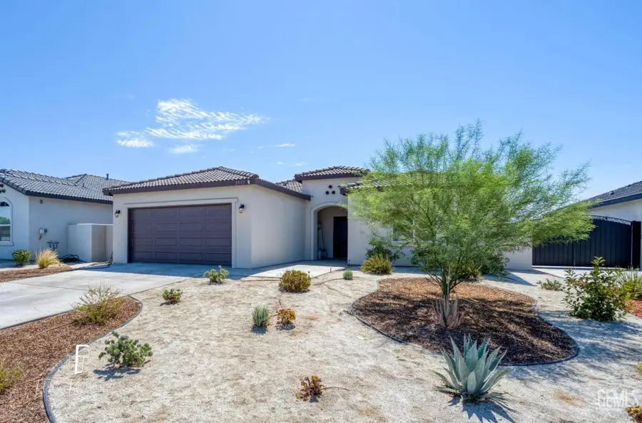 3915 COSTA DEL SOL LANE, Bakersfield, CA 93306 - Image #3