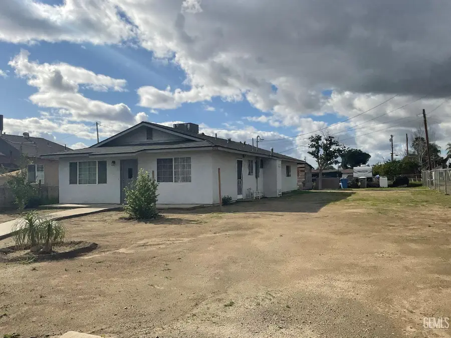 301 WALKER STREET, Arvin, CA 93203 - Image #2