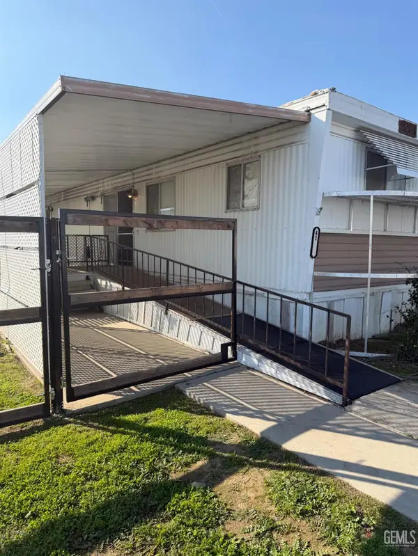 41 DIVOT LANE, Bakersfield, CA 93308