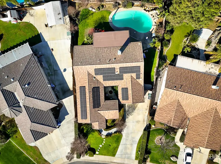 9910 VALERIO COURT, Bakersfield, CA 93312 - Image #2