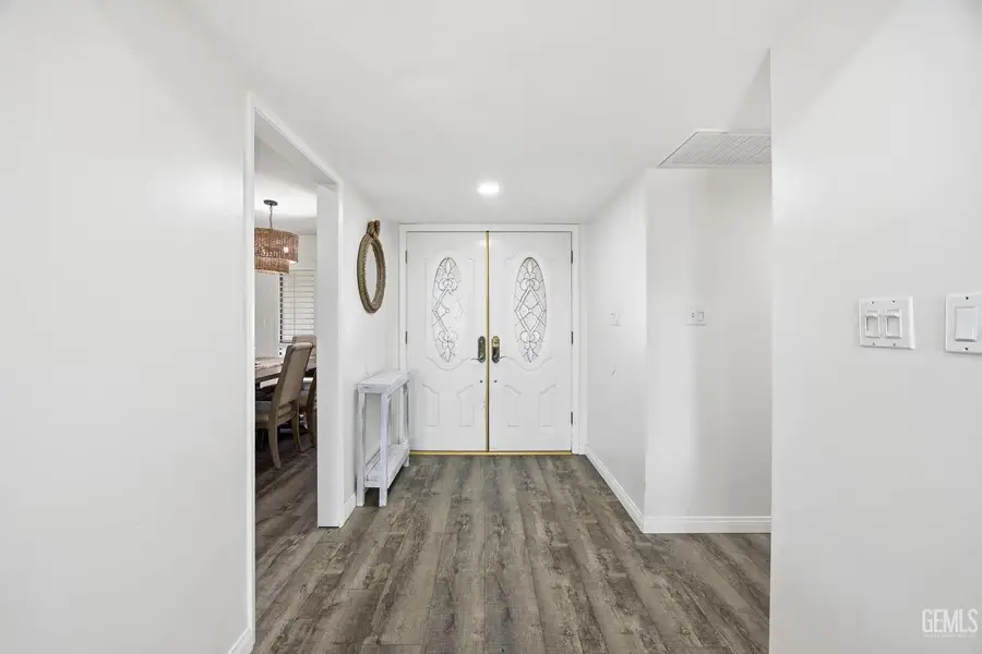 7605 PENNY MARIE AVENUE, Bakersfield, CA 93308 - Image #3