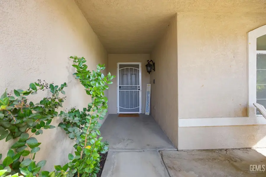 3330 FLORAL MEADOW DRIVE, Bakersfield, CA 93308 - Image #3