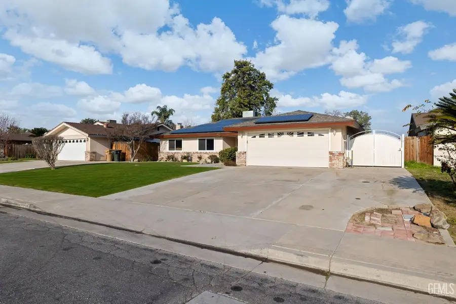 6716 OLYMPIA DRIVE, Bakersfield, CA 93309 - Image #2