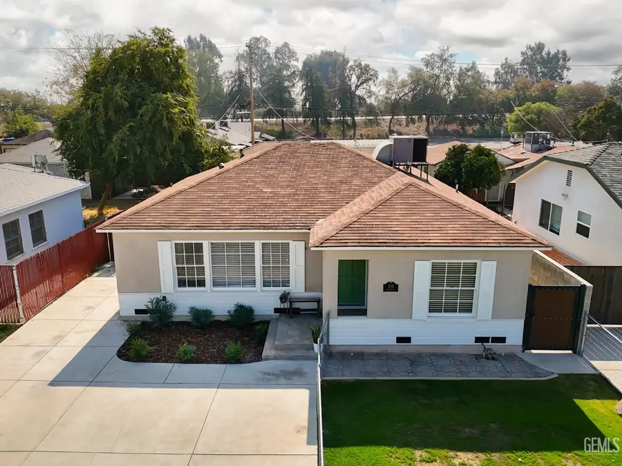 19 OREGON STREET, Bakersfield, CA 93305 - #2
