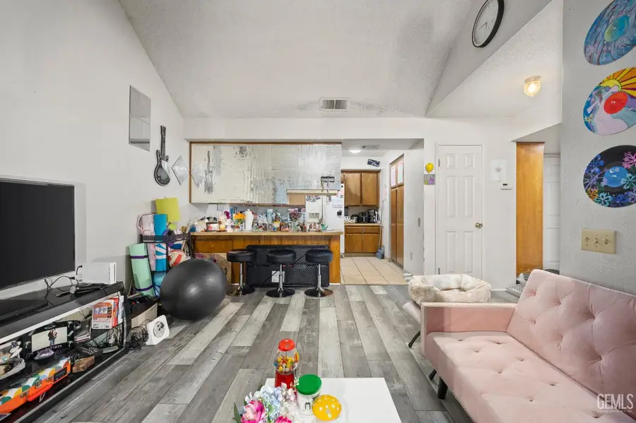 5401 DUNSMUIR ROAD #22, Bakersfield, CA 93309 - Image #3