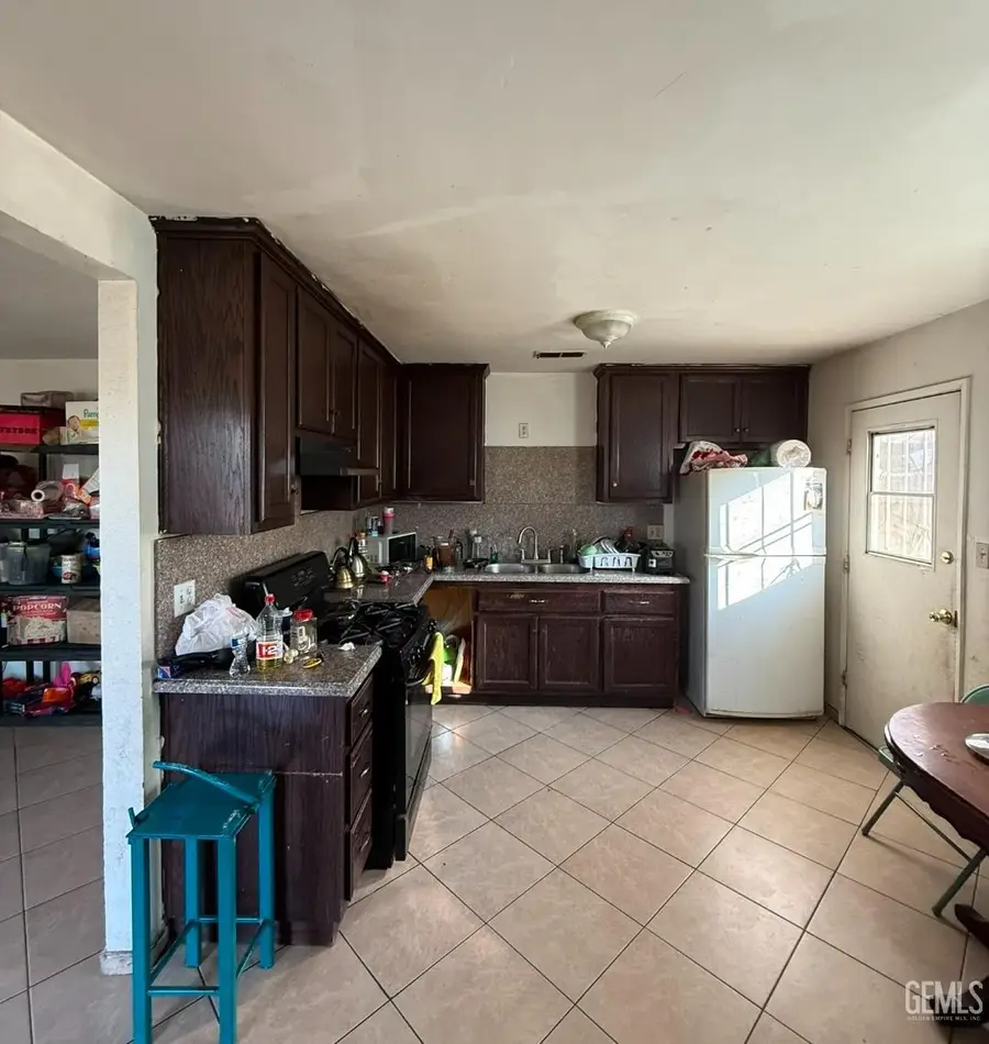 1954 BROADWAY STREET, Wasco, CA 93280 - Image #3