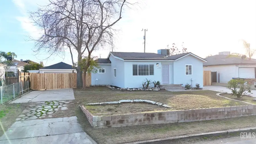 2705 TERRACE WAY, Bakersfield, CA 93304 - Image #2