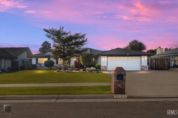 7107 CREEMORE STREET, Bakersfield, CA 93308