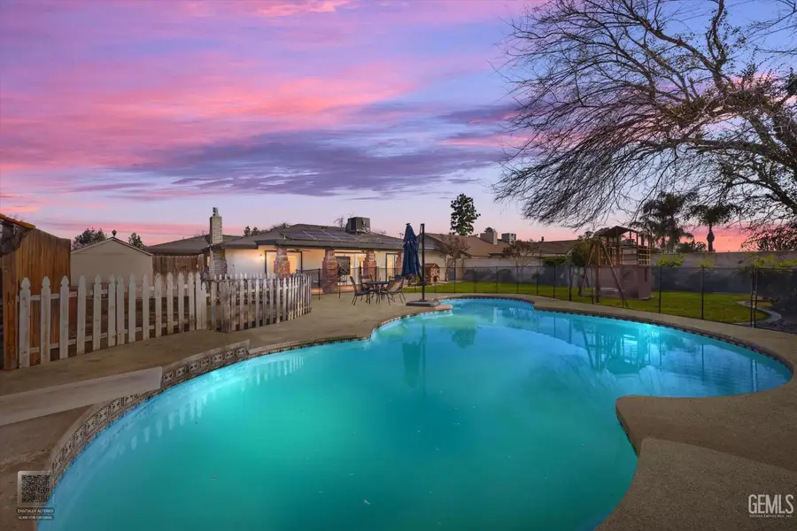 7107 CREEMORE STREET, Bakersfield, CA 93308 - Image #2