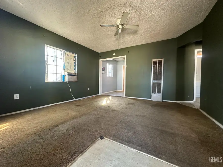 905 PEARL STREET, Bakersfield, CA 93305 - Image #2