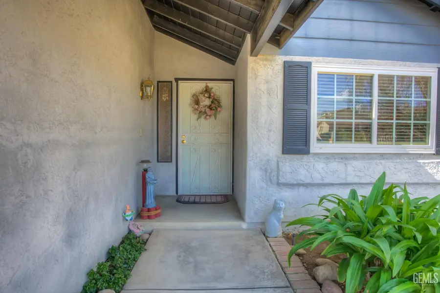 2808 LA COSTA STREET, Bakersfield, CA 93306 - #3