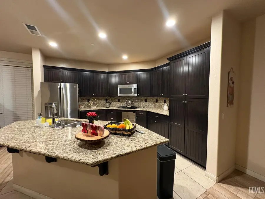 1714 HOLT RINEHART AVENUE, Bakersfield, CA 93311 - Image #3