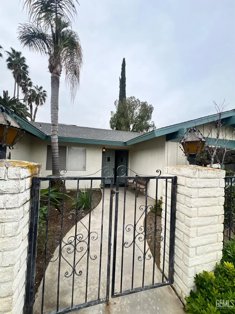 3212 SUNVIEW DRIVE, Bakersfield, CA 93306 - Image #3