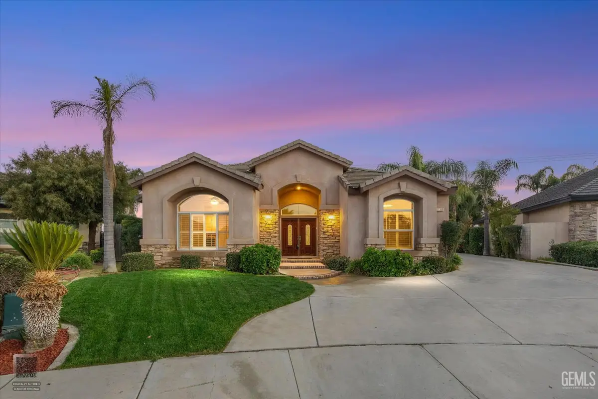 11305 CHAMPIONS AVENUE, Bakersfield, CA 93312 - Image #1