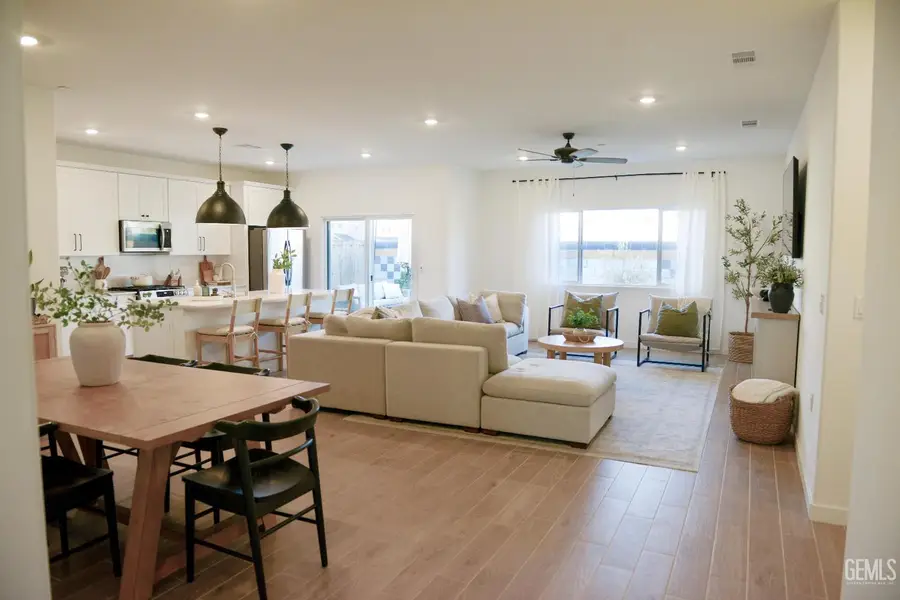 8906 CANYON SAGE DR, Shafter, CA 93263 - Image #3