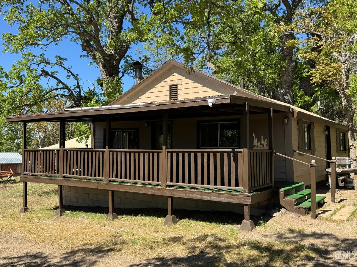 1 MAPLE AVE, Rosamond, CA 93561 - Image #1