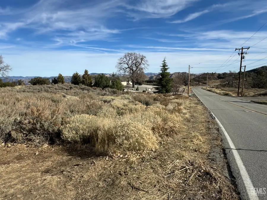 25160 JACARANDA DRIVE, Tehachapi, CA 93561 - #2