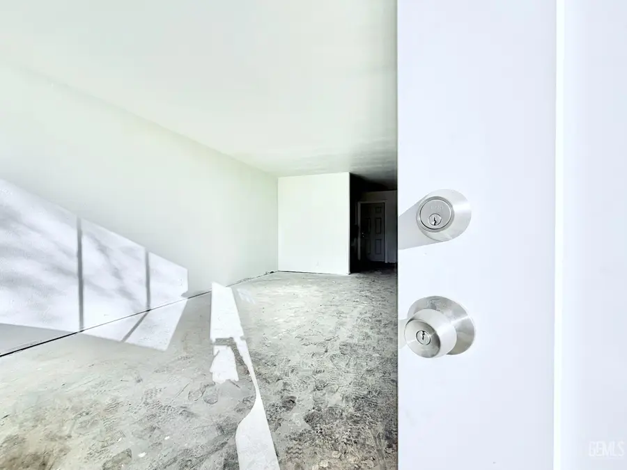 15862 JEAN DRIVE, Mojave, CA 93501 - Image #2