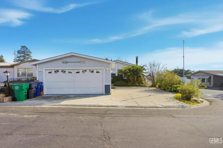 8536 KERN CANYON ROAD #3, Bakersfield, CA 93306 - Image #2