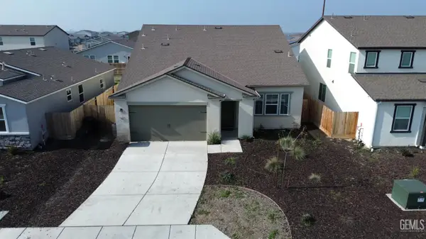 9007 MIRANDA GARDEN STREET, Bakersfield, CA 93311