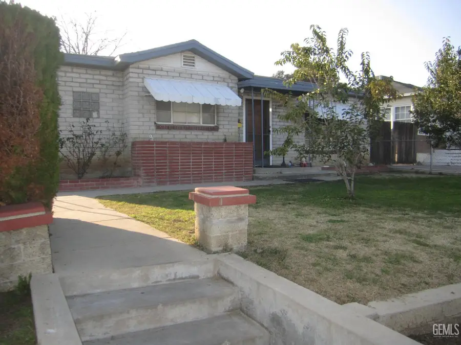 2407 OLYMPIC DRIVE, Bakersfield, CA 93308 - Image #2