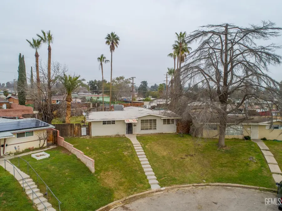 1008 OBERLIN COURT, Bakersfield, CA 93305 - Image #2