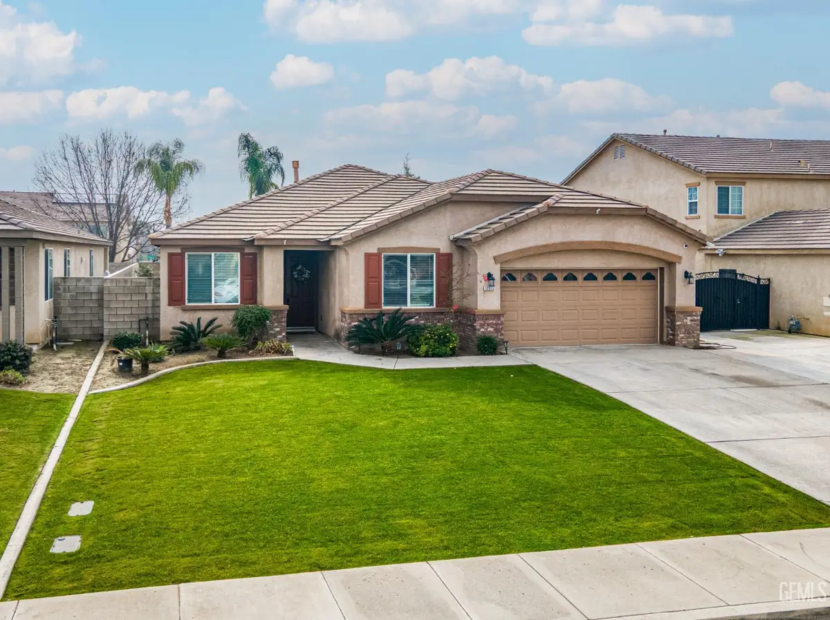 12213 JACKSONVILLE AVENUE, Bakersfield, CA 93312 - Image #1