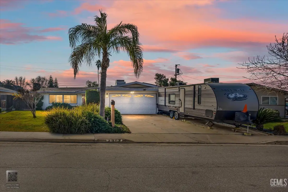 2907 GILL AVENUE, Bakersfield, CA 93306 - Image #1