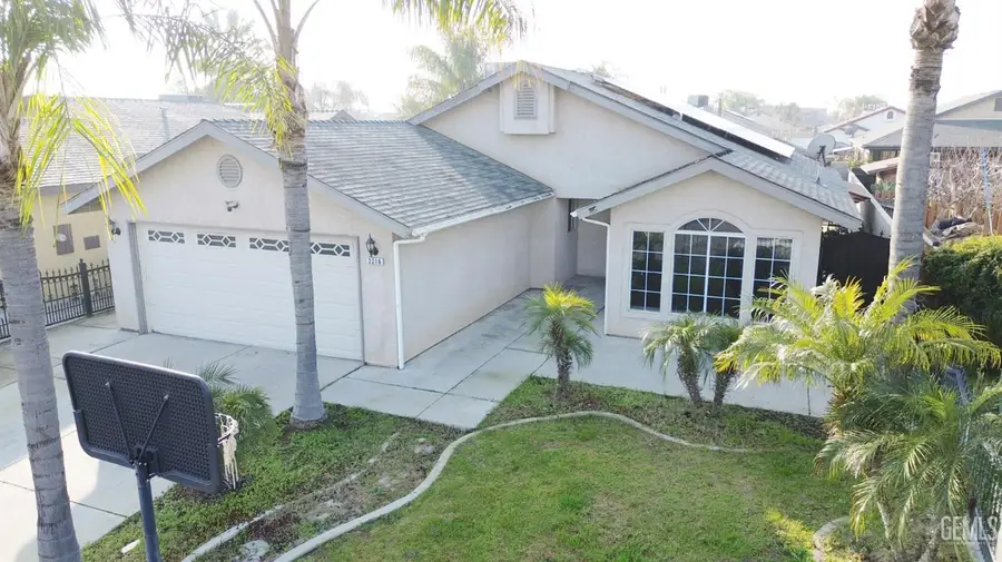 2216 PALOMAR COURT, Delano, CA 93215 - Image #3