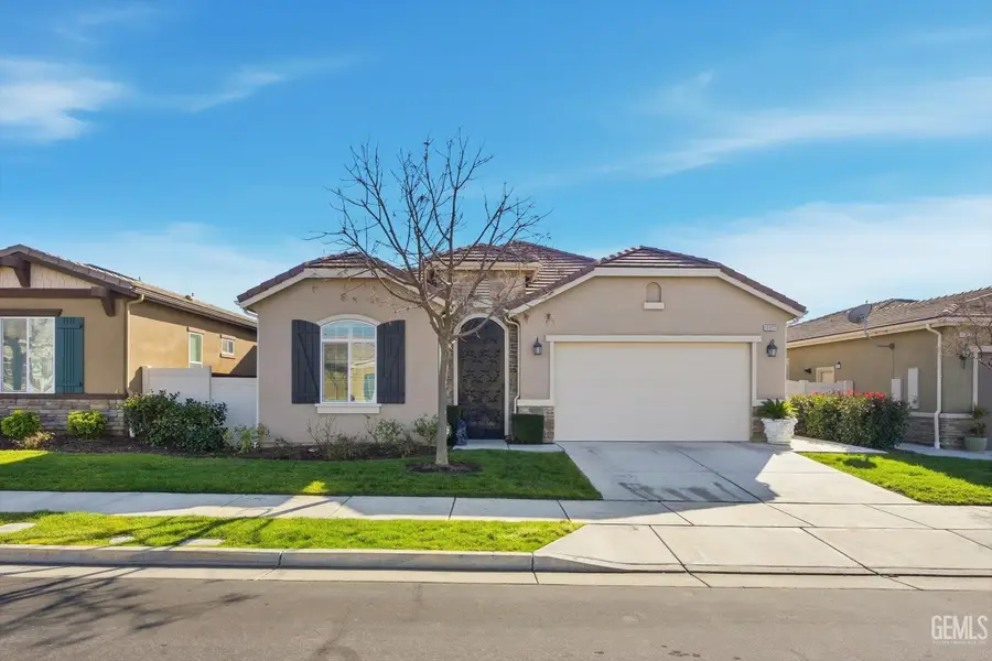 10017 FRANCOIS LANE, Bakersfield, CA 93306 - Image #3