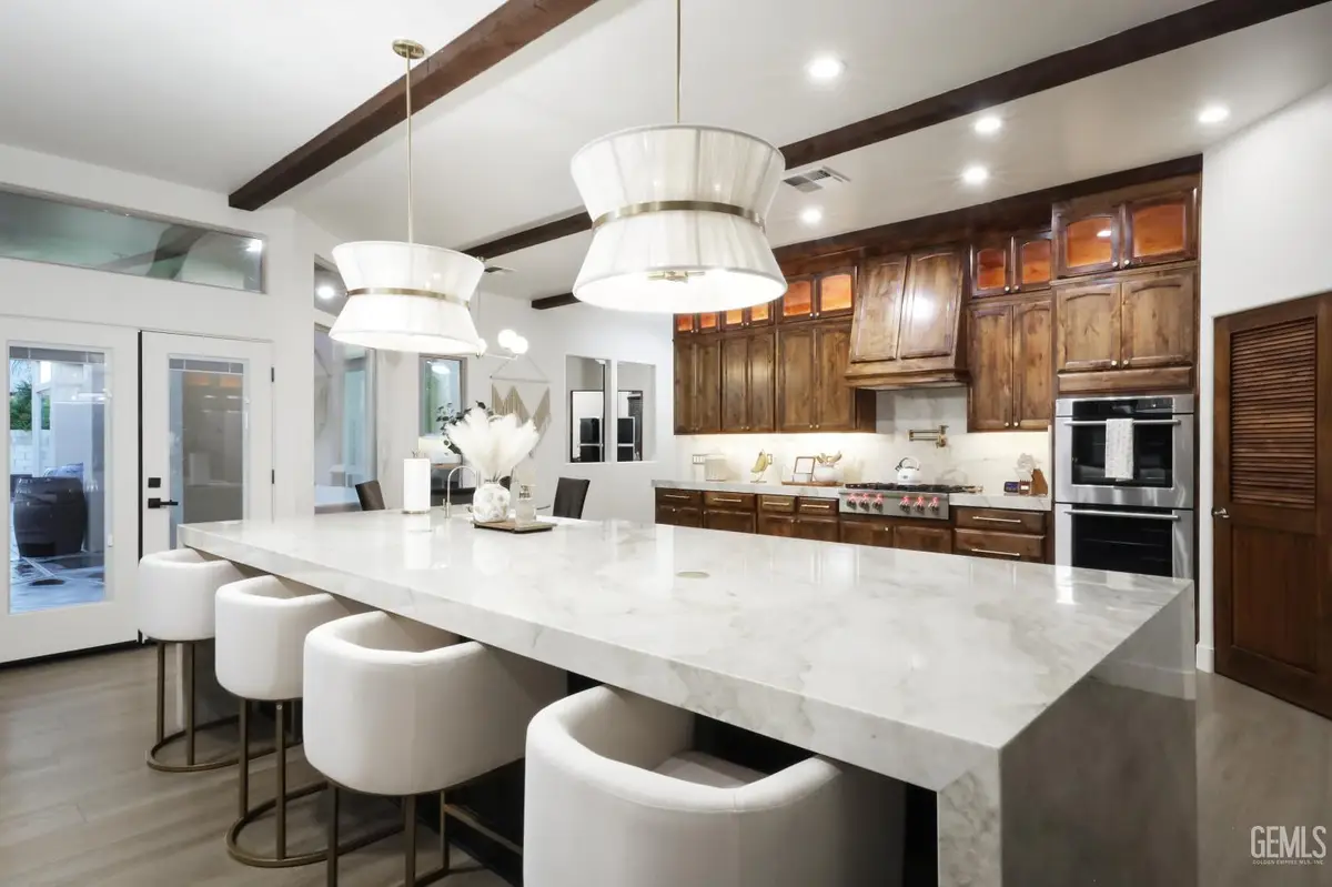 14912 HENDERSON AVENUE, Bakersfield, CA 93314 - Image #1