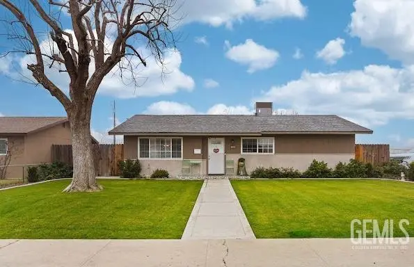 355 S WALL STREET, Shafter, CA 93263 - Image #1