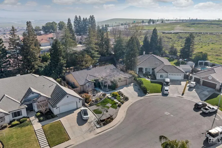 5109 URSA COURT, Bakersfield, CA 93306 - Image #3