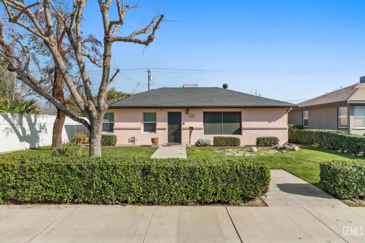 210 CYPRESS STREET, Bakersfield, CA 93304 - Image #1