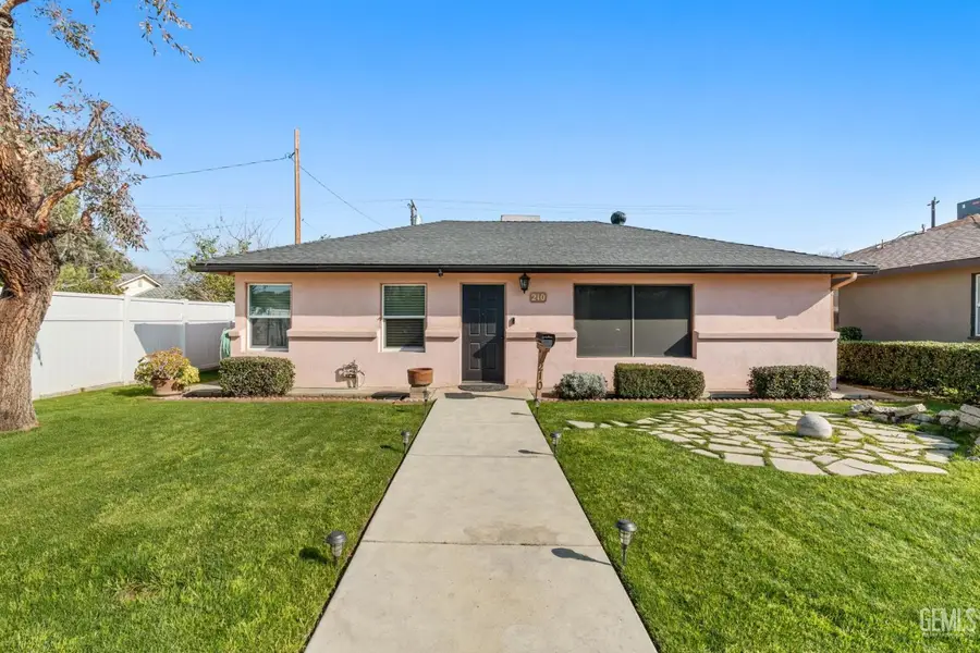 210 CYPRESS STREET, Bakersfield, CA 93304 - Image #3
