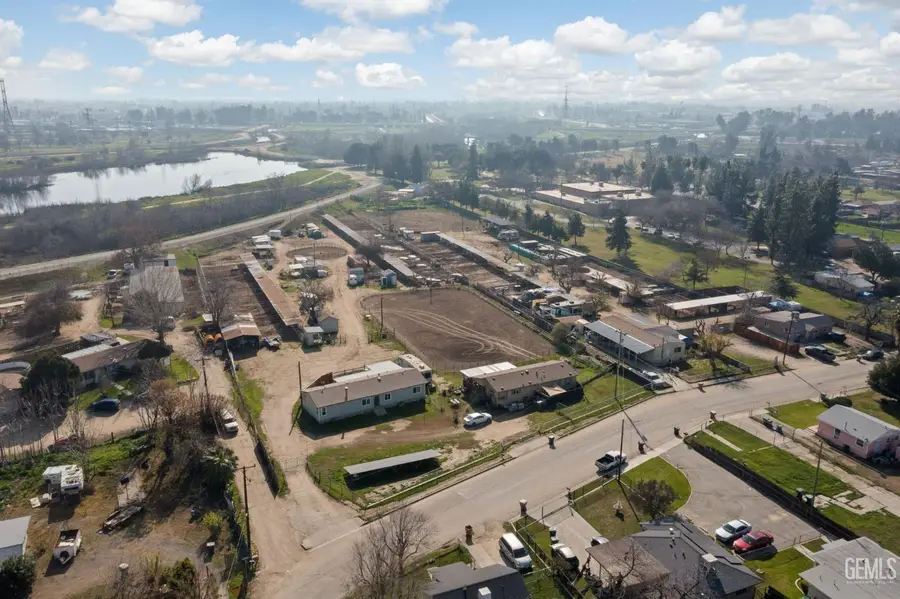 301 SYCAMORE DRIVE, Bakersfield, CA 93308 - #3