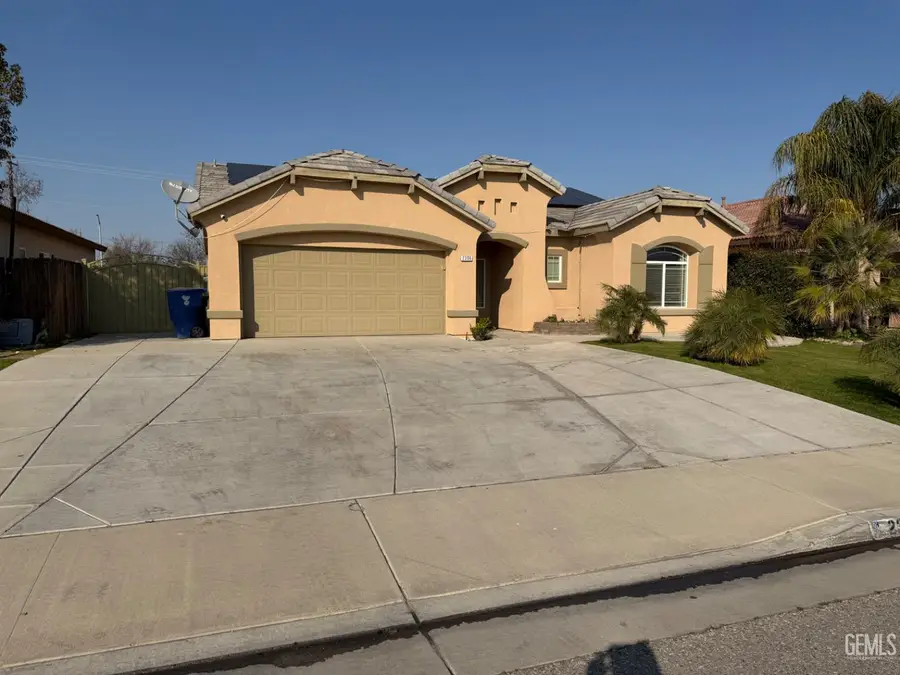 2306 COBERN STREET, Bakersfield, CA 93313 - Image #3