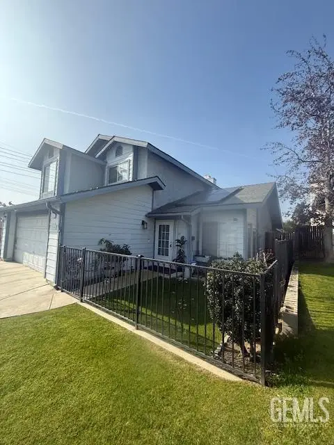 2700 SUNVIEW DRIVE, Bakersfield, CA 93306 - Image #2