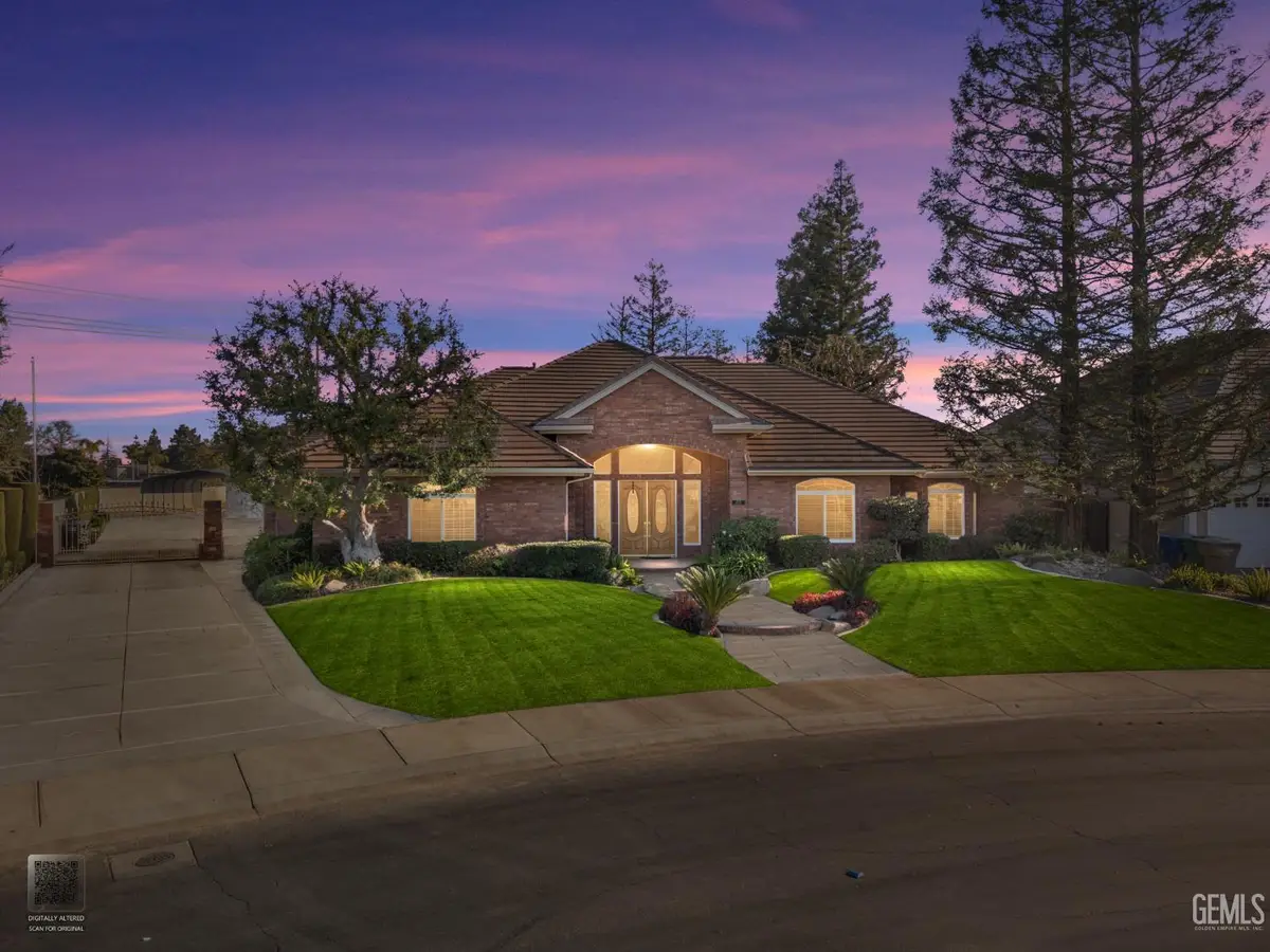 6728 IRON OAK DRIVE, Bakersfield, CA 93312 - Image #1