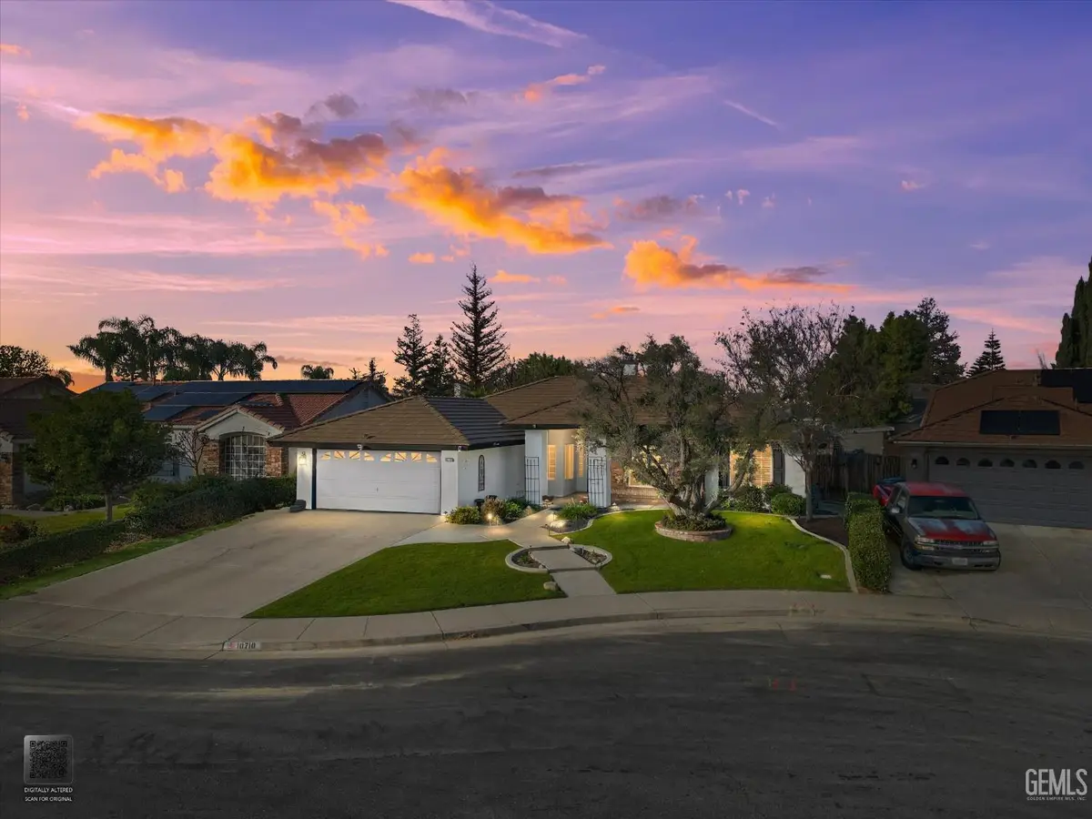 10710 ACADEMY AVENUE, Bakersfield, CA 93312 - Image #1