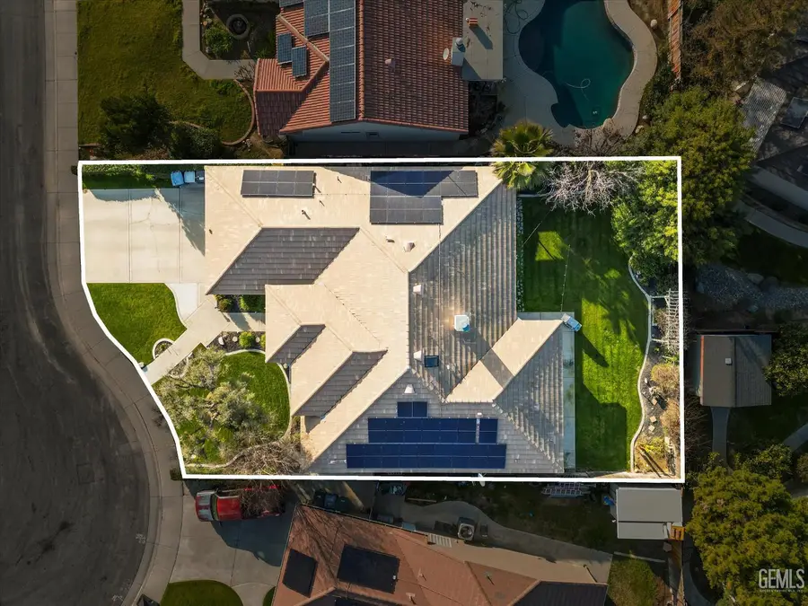 10710 ACADEMY AVENUE, Bakersfield, CA 93312 - Image #3