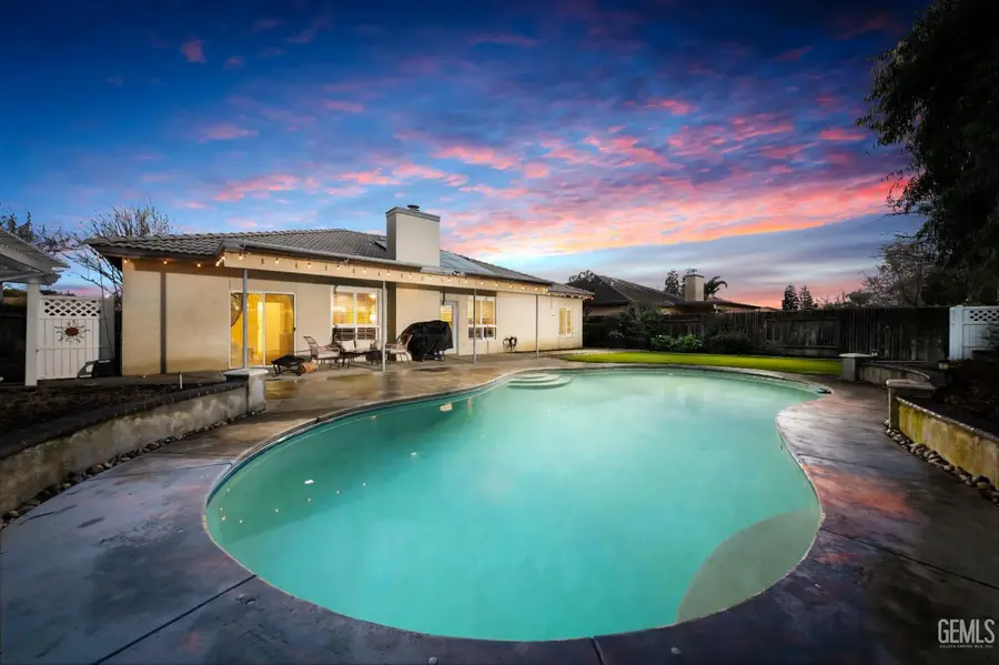 6019 SHANGRI LA LANE, Bakersfield, CA 93312 - #2