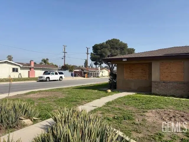 3700 ARGENT STREET, Bakersfield, CA 93304 - Image #2