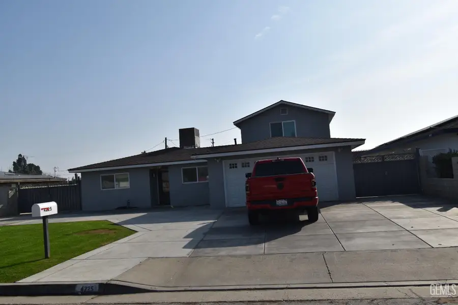 4225 DE ETTE AVENUE, Bakersfield, CA 93313 - #3