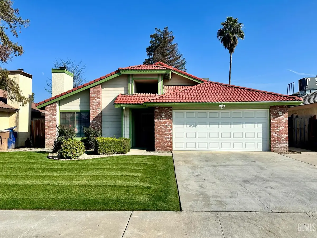 4620 BLACK ROCK MOUNTAIN COURT, Bakersfield, CA 93304 - Image #1