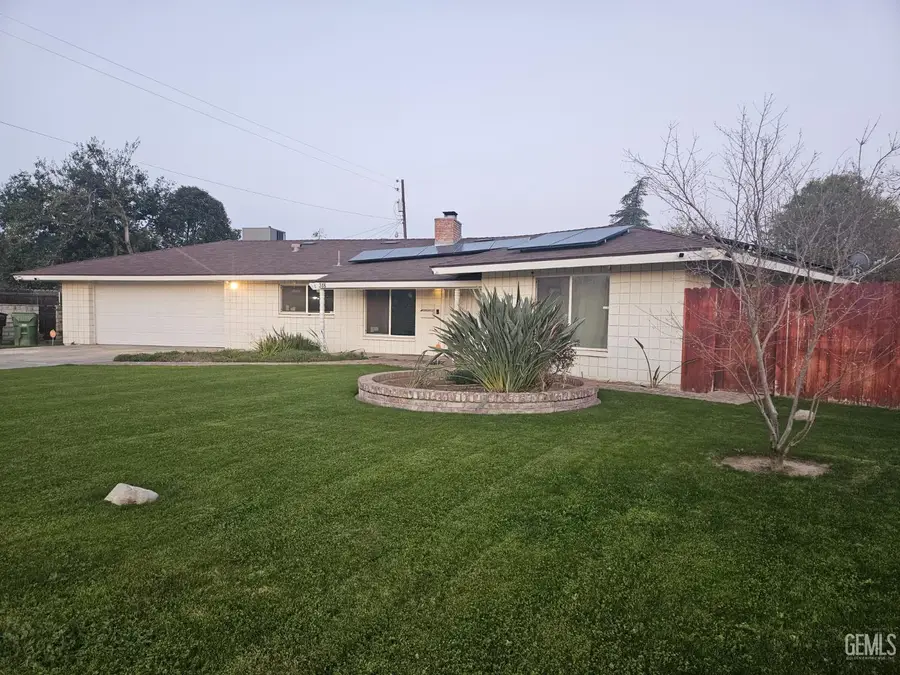 318 ADAMS STREET, Wasco, CA 93280 - Image #3