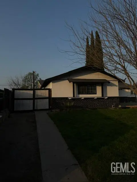 3712 WOOD LN, Bakersfield, CA 93309 - Image #2