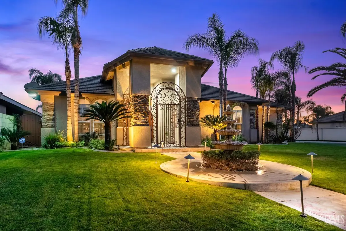 11721 NEW HAMPSHIRE AVENUE, Bakersfield, CA 93312 - Image #1