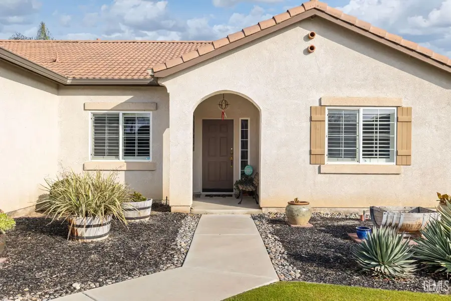 12602 MEZZADRO AVENUE, Bakersfield, CA 93312 - Image #3