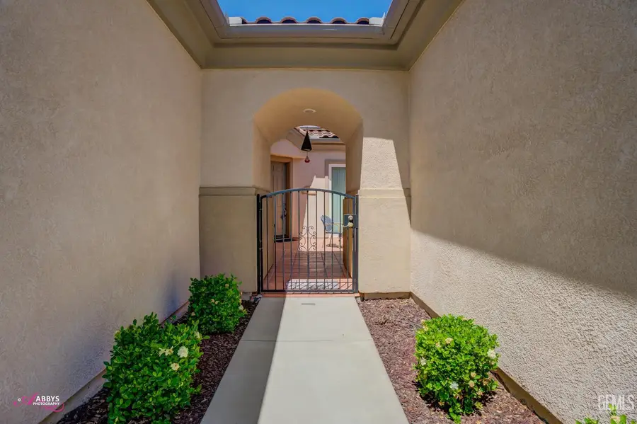 6100 LASSEN RIDGE ROAD, Bakersfield, CA 93306 - Image #2